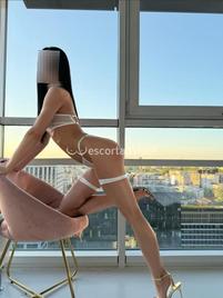 Adelle-2615900