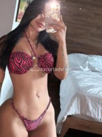 Valeria-2593125