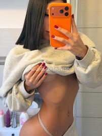 Lory-2590494