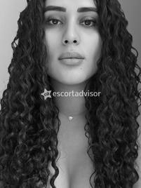 Mujeres 631918789 Nella Menezes