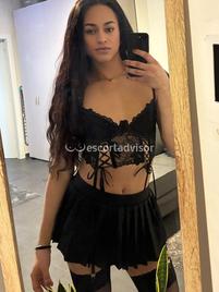 Adriana-2742627