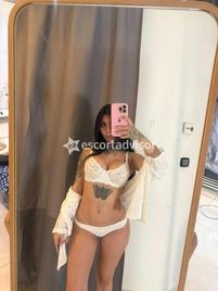 Amora-2852865
