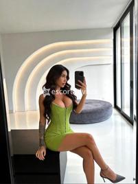 Escort 3934038275 Viky noir