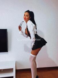 Adriana-2075348