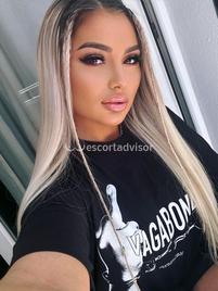 Top Luxury-2279318