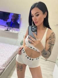 Eva-2371478