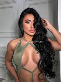 Martina-2373895