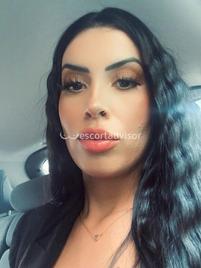 Larissa-2112149