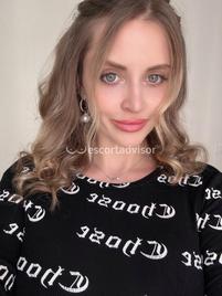 Milana-2460825