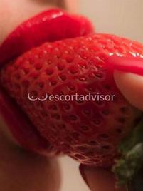 Linda Italiana Curvy-80921