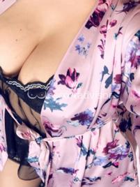 Linda Italiana Curvy-574592